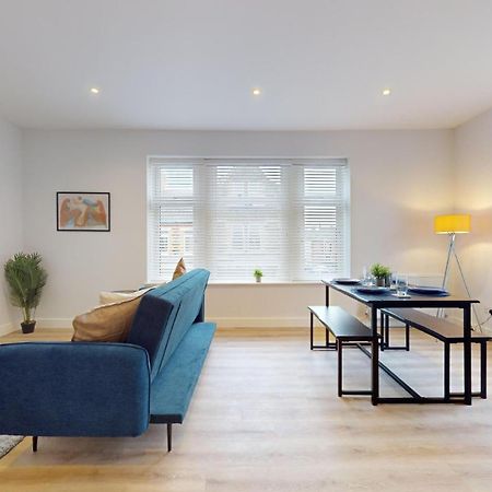 Impressive Two Bedroom | Wifi Cardiff Bagian luar foto
